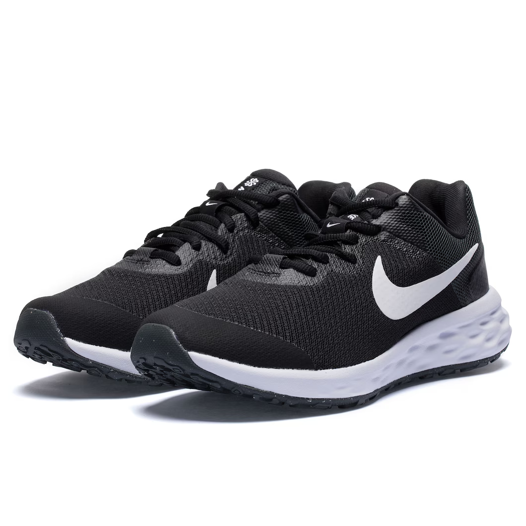 Tênis Nike Revolution 6