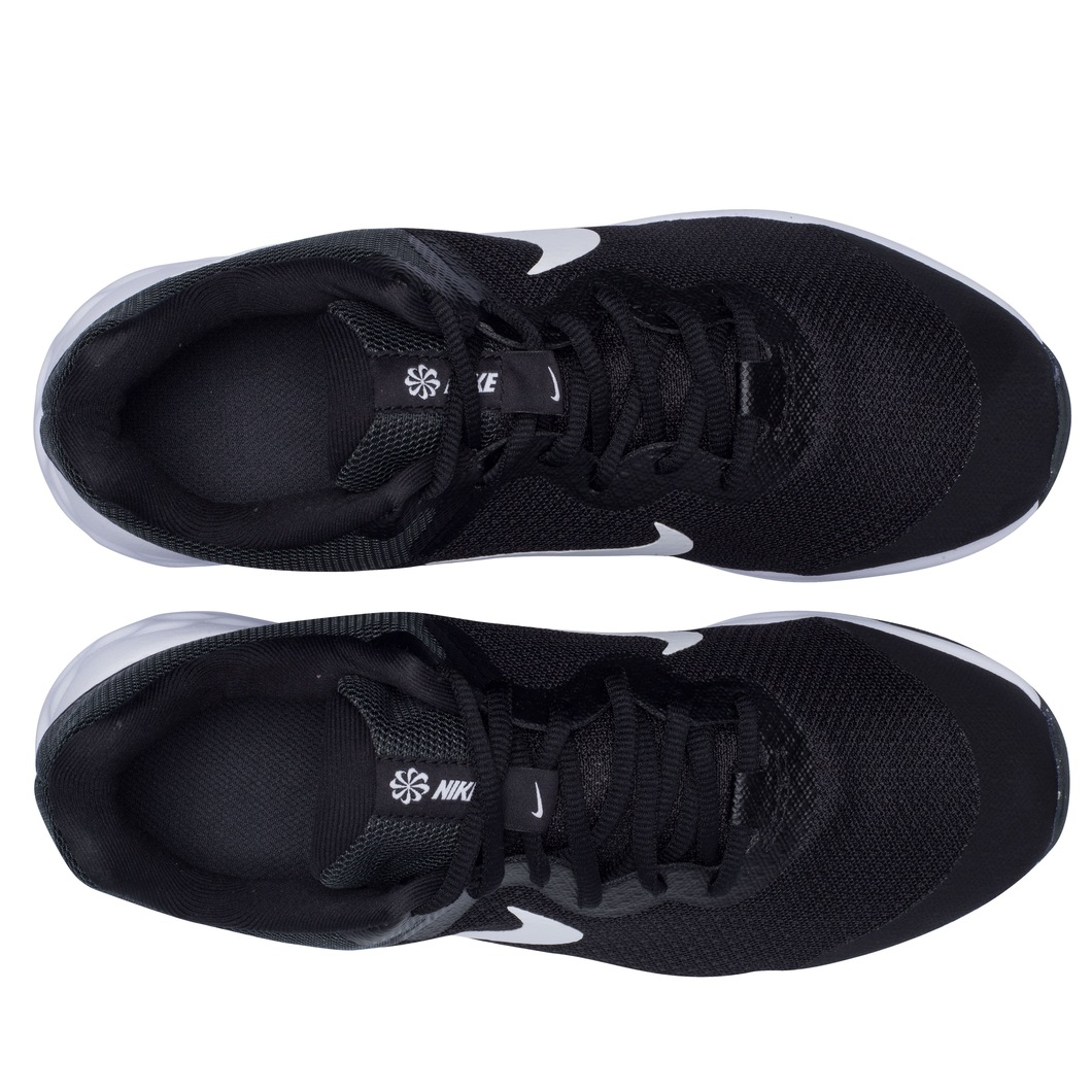 Tênis Nike Revolution 6