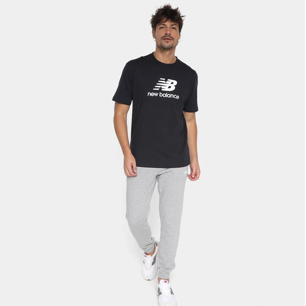 Camiseta Masculina New Balance Essentials