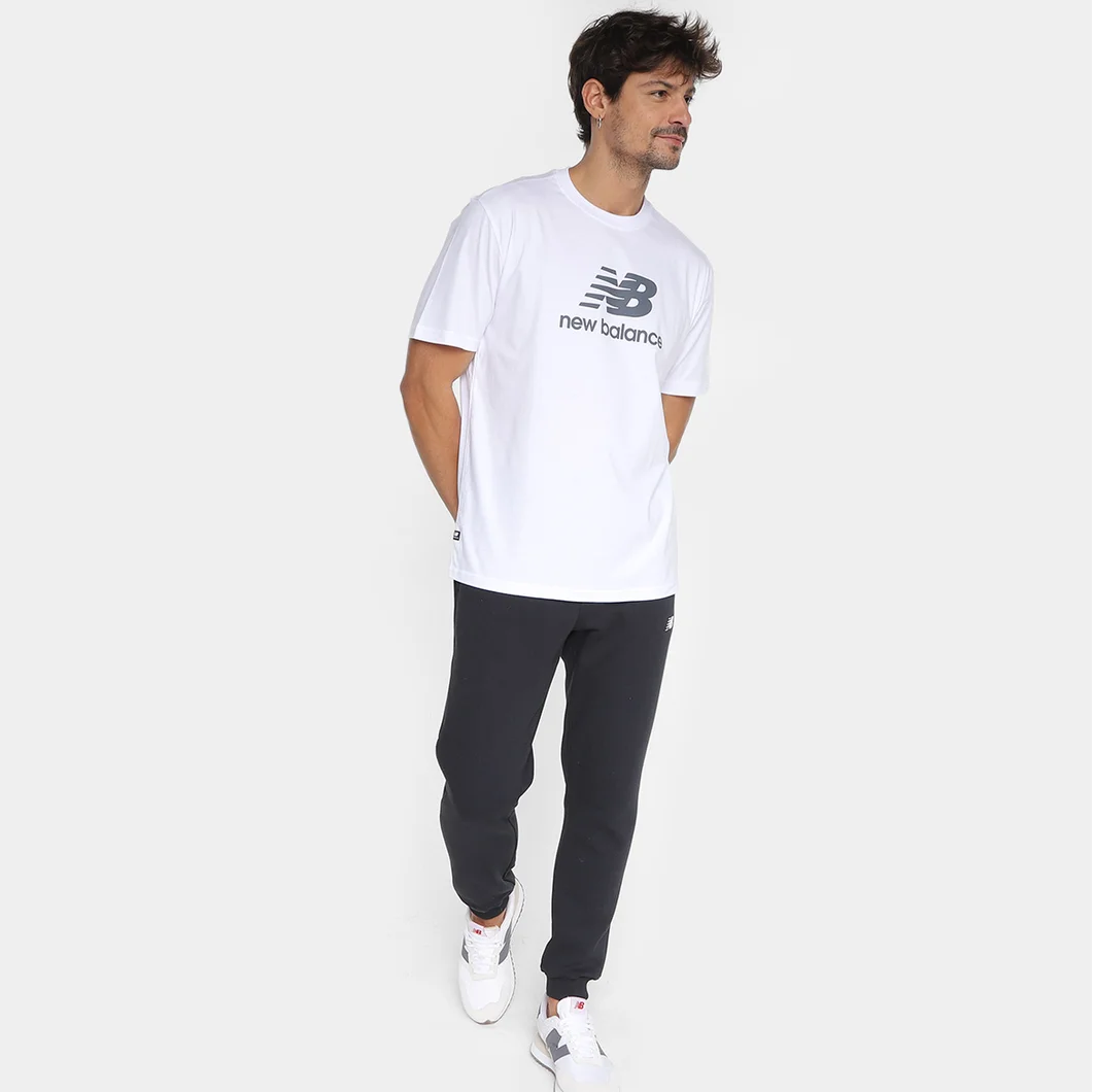 Camiseta Masculina New Balance Essentials