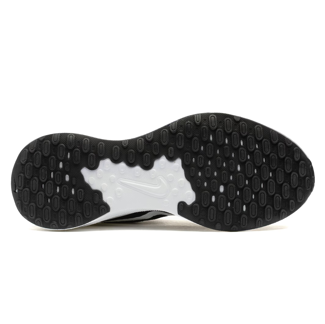 Tênis Nike Revolution 7