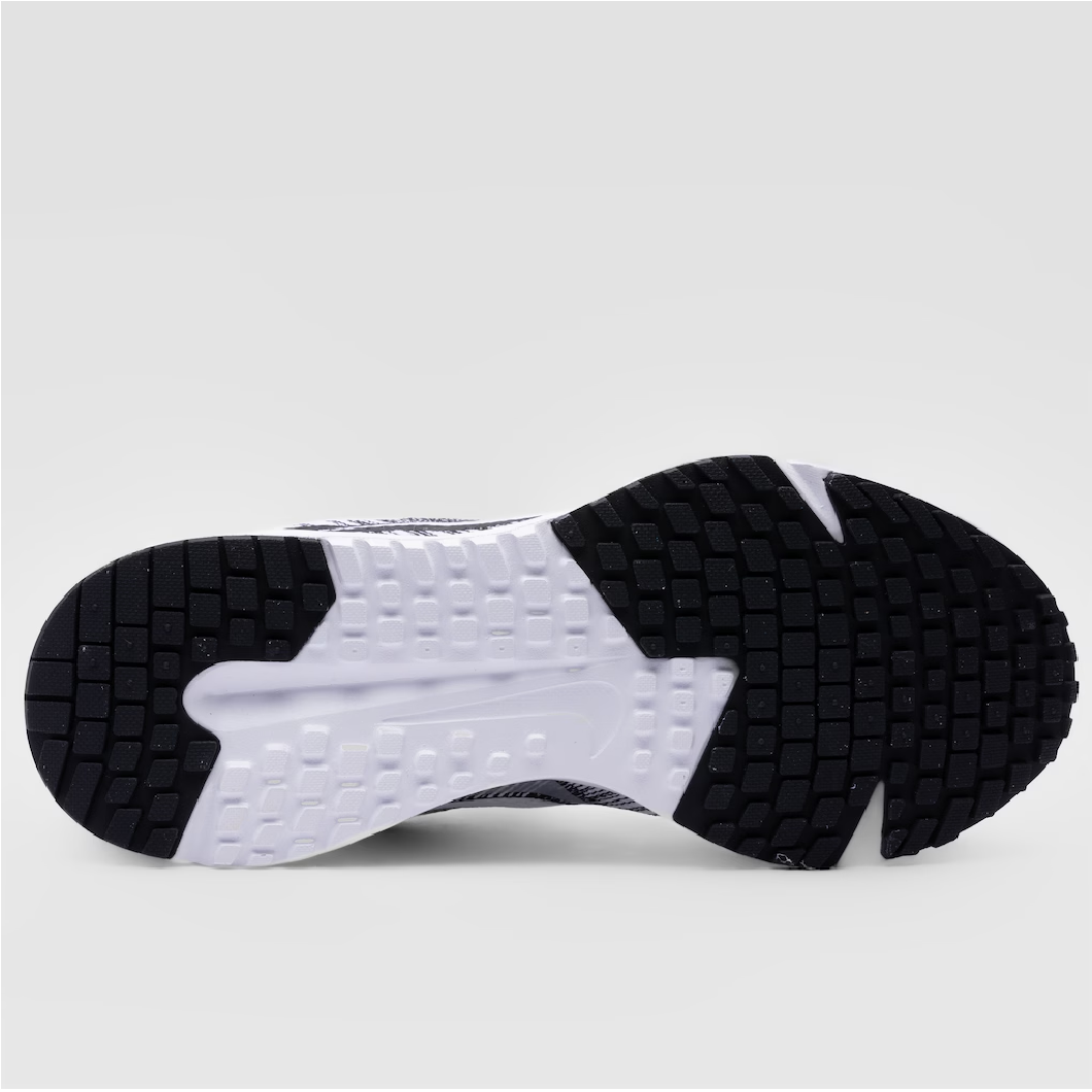 Tênis Nike Run Defy
