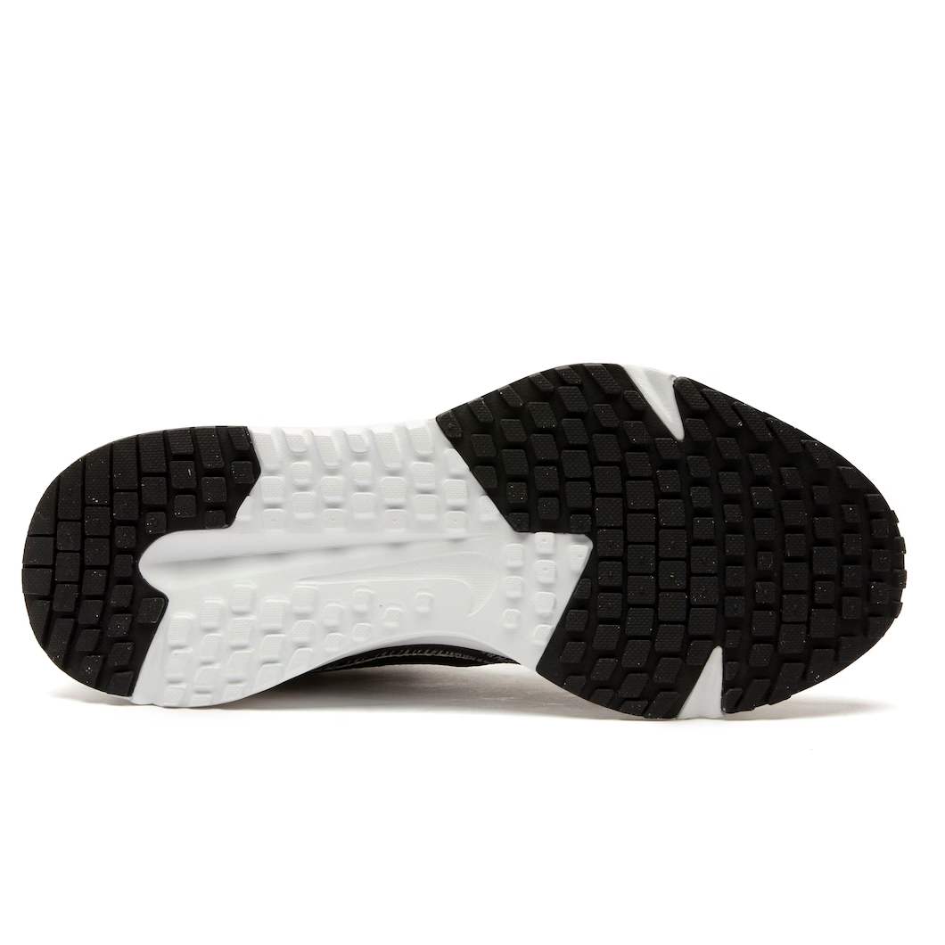Tênis Nike Run Defy